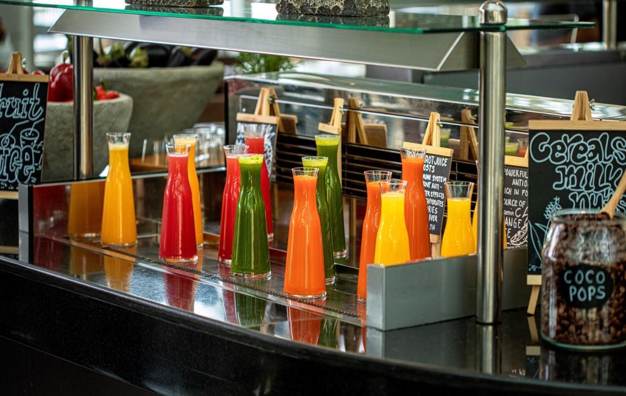 Hotel Hyatt Regency Oryx Ad Dawhah Esterno foto Juice bar