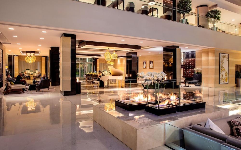 Hotel Hyatt Regency Oryx Ad Dawhah Esterno foto The lobby of the hotel