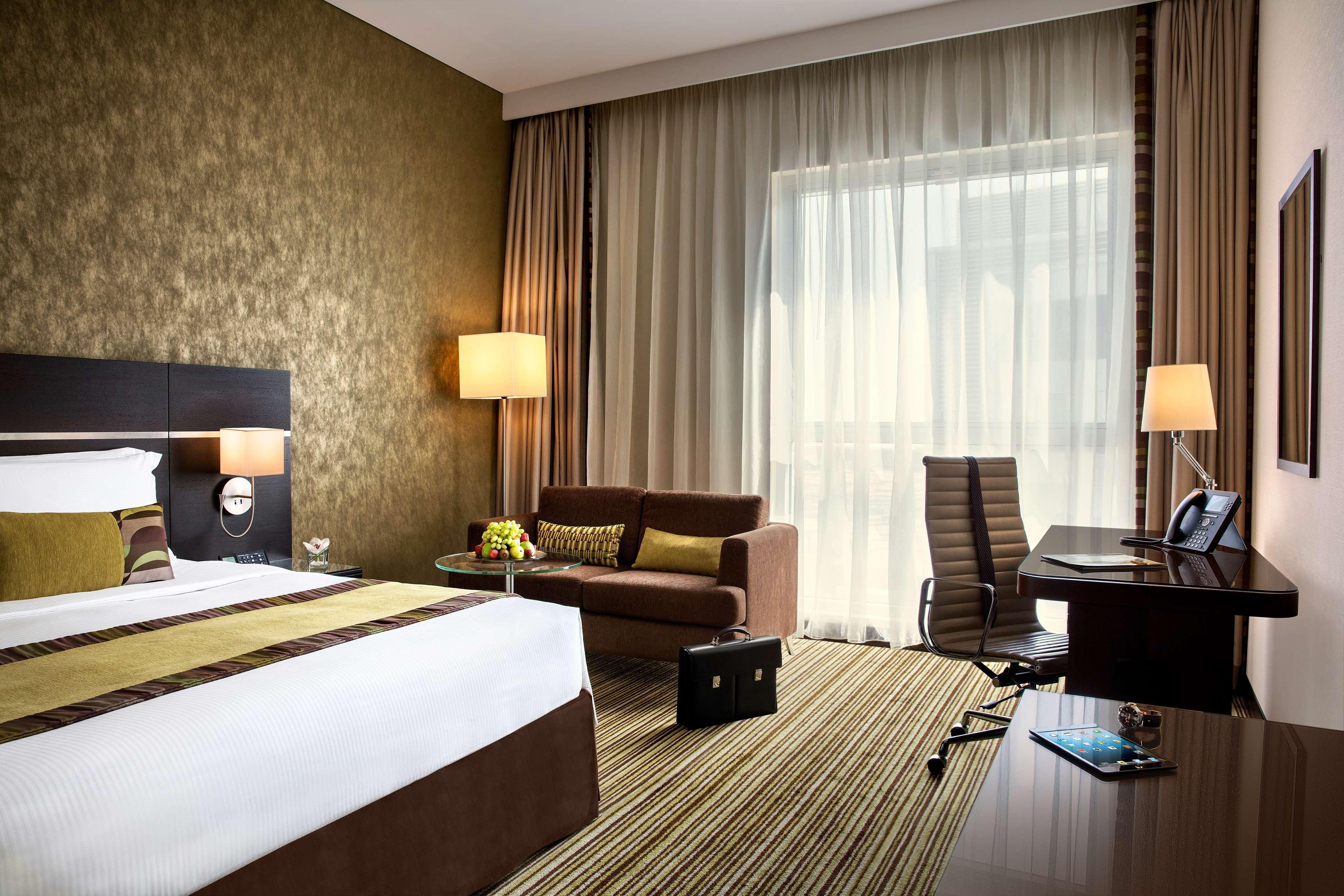 Hotel Hyatt Regency Oryx Ad Dawhah Esterno foto Deluxe Room