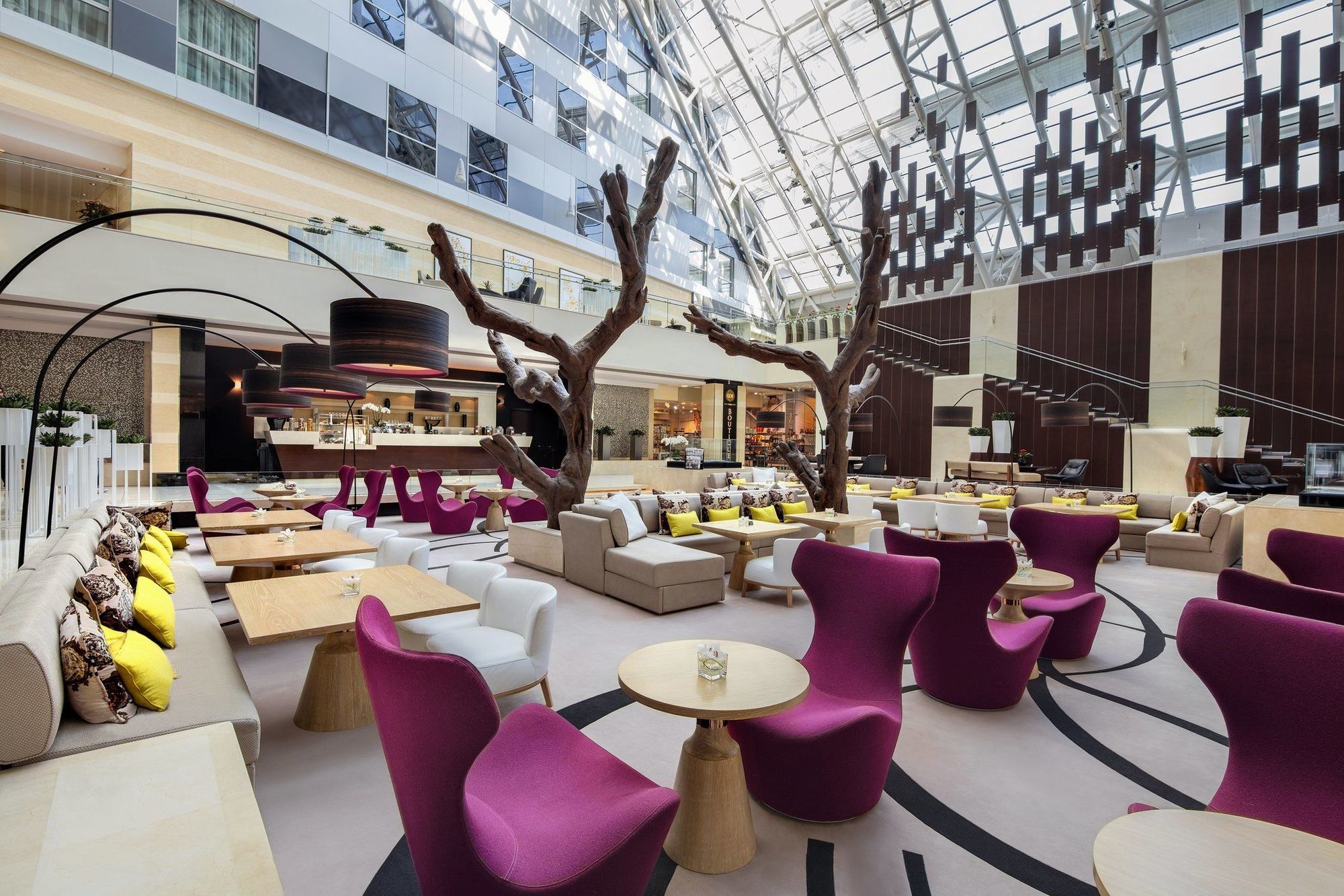 Hotel Hyatt Regency Oryx Ad Dawhah Esterno foto The lobby of the hotel