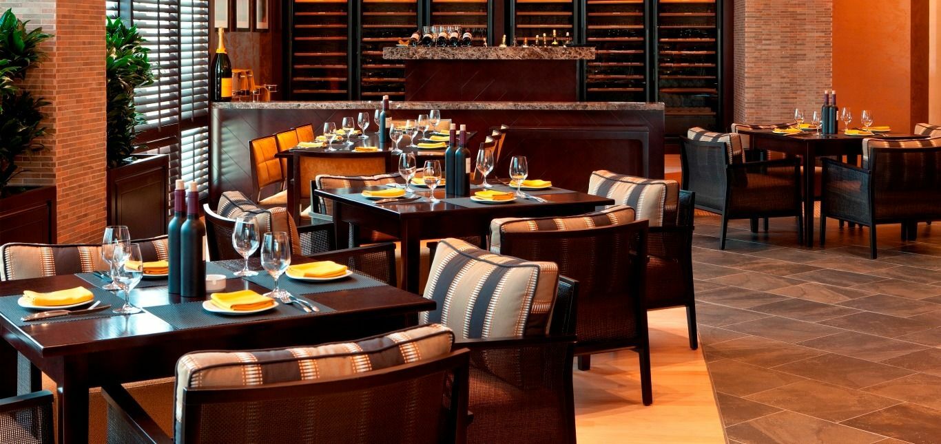 Hotel Hyatt Regency Oryx Ad Dawhah Esterno foto The interior of the restaurant