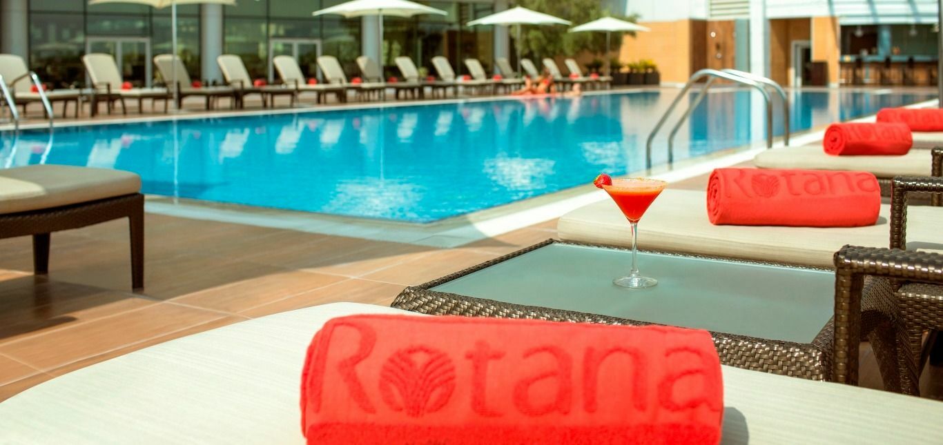 Hotel Hyatt Regency Oryx Ad Dawhah Esterno foto Pool at the hotel